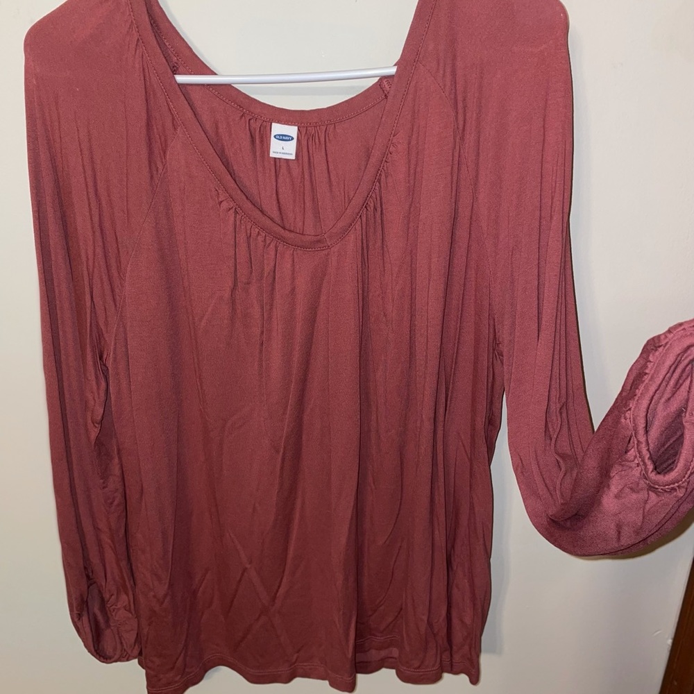 Old Navy Top large NWOT.